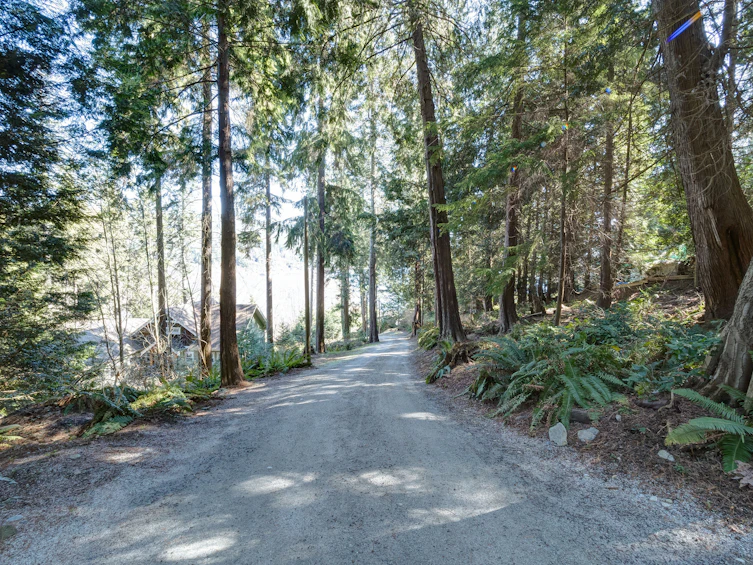 7653 Redrooffs Road, Halfmoon Bay, BC, V7Z 1C4 - 33