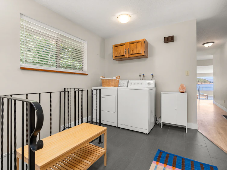 7653 Redrooffs Road, Halfmoon Bay, BC, V7Z 1C4 - 21