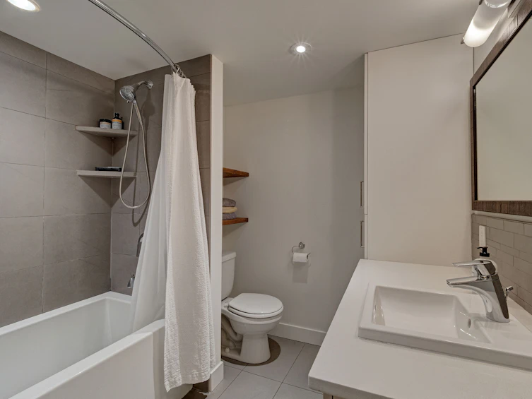 8057 Cooper Road, Halfmoon Bay, BC, V7Z 1A6 - 21