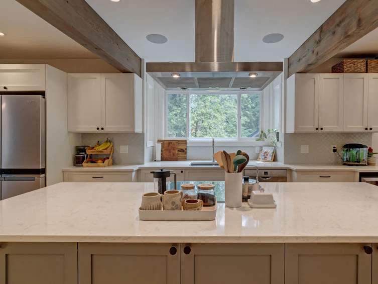 8057 Cooper Road, Halfmoon Bay, BC, V7Z 1A6 - 13