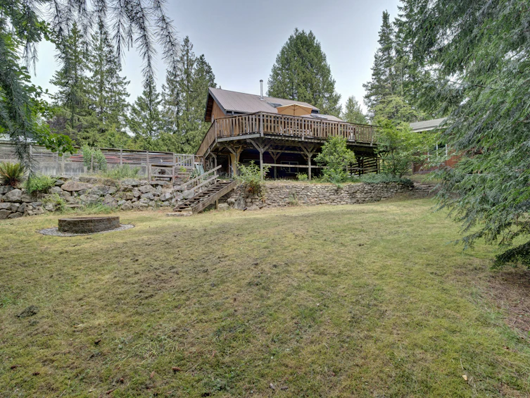 8057 Cooper Road, Halfmoon Bay, BC, V7Z 1A6 - 9