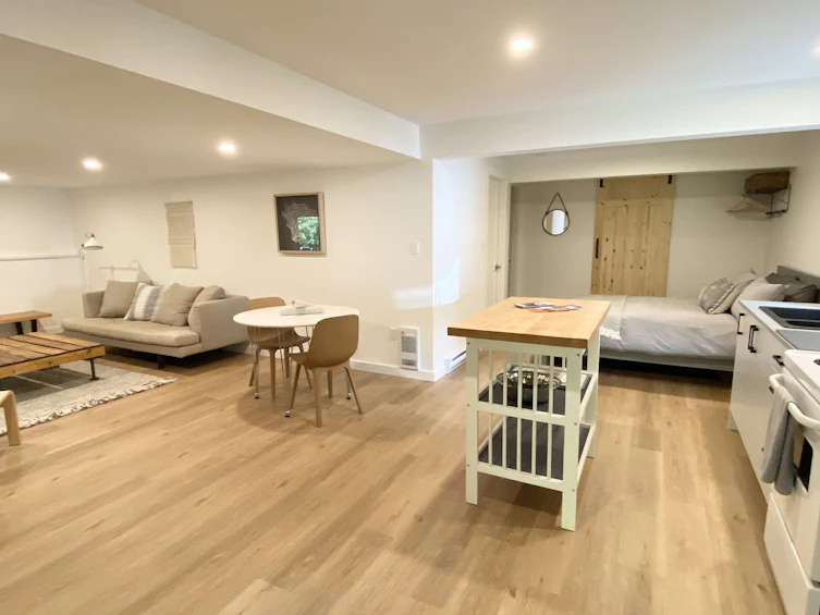 8057 Cooper Road, Halfmoon Bay, BC, V7Z 1A6 - 46