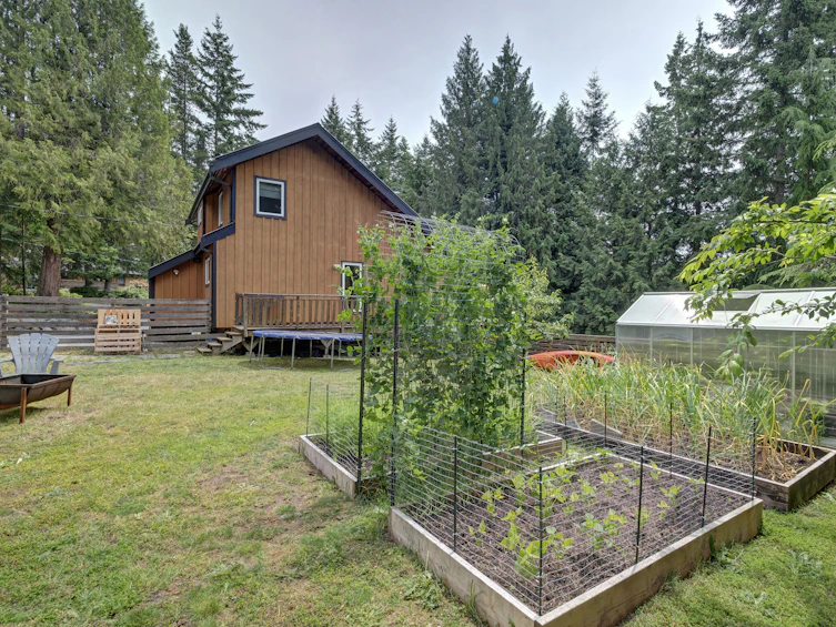 8057 Cooper Road, Halfmoon Bay, BC, V7Z 1A6 - 6