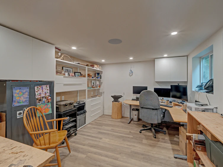 8057 Cooper Road, Halfmoon Bay, BC, V7Z 1A6 - 44