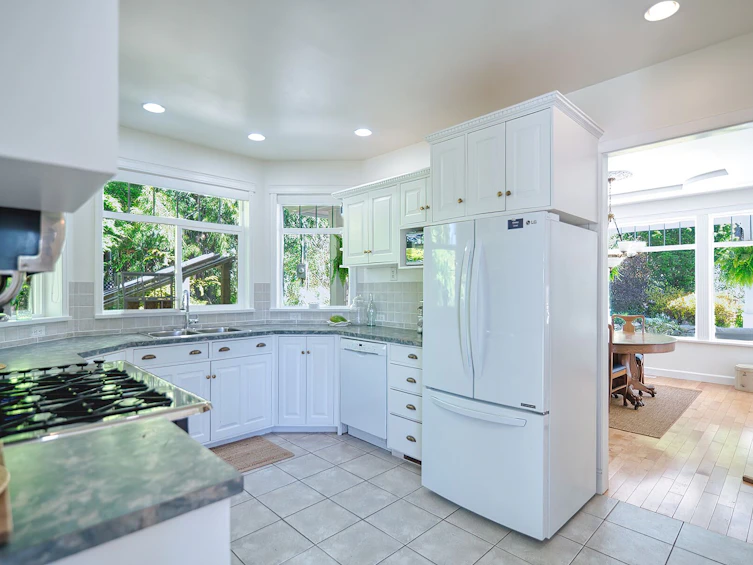 1377 Marlene Road, Roberts Creek, BC, V0N 2W2 - 8