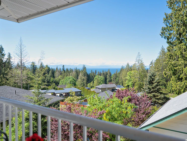 1377 Marlene Road, Roberts Creek, BC, V0N 2W2 - 22