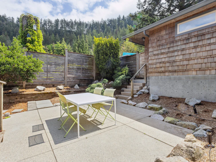 6364 Douglas Street, West Vancouver, BC, V7W 2E9 - 23