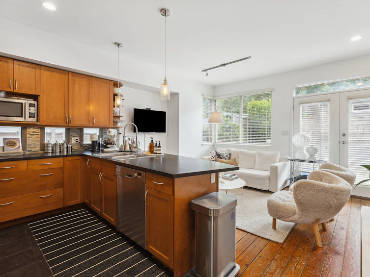 6364 Douglas Street, West Vancouver, BC, V7W 2E9 - 21