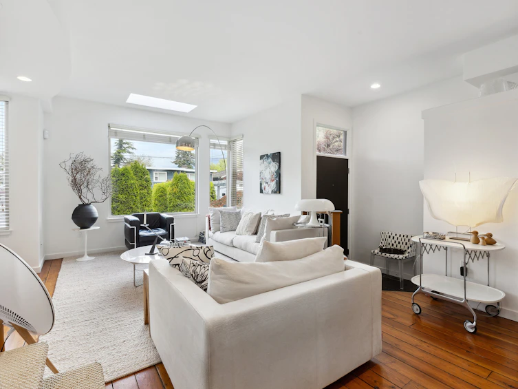 6364 Douglas Street, West Vancouver, BC, V7W 2E9 - 11