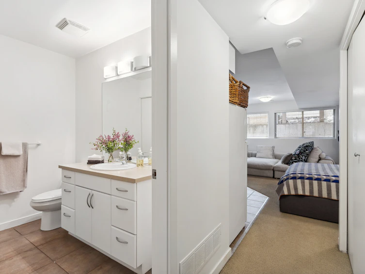 6364 Douglas Street, West Vancouver, BC, V7W 2E9 - 36