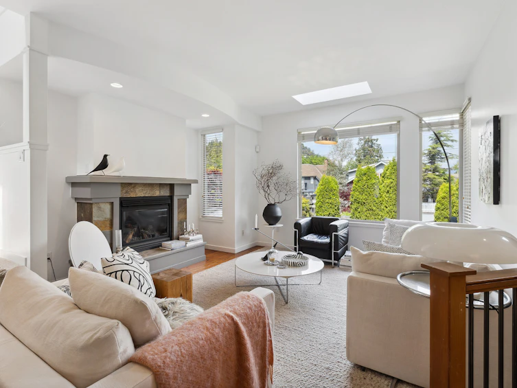 6364 Douglas Street, West Vancouver, BC, V7W 2E9 - 8