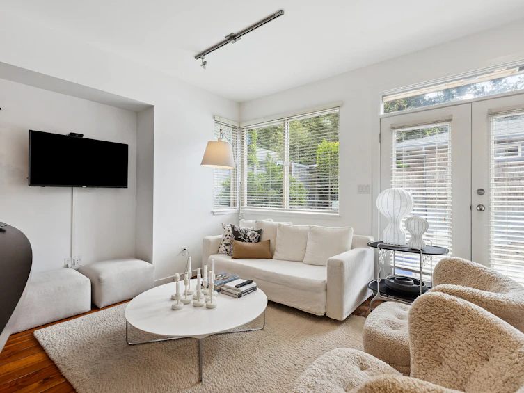 6364 Douglas Street, West Vancouver, BC, V7W 2E9 - 22