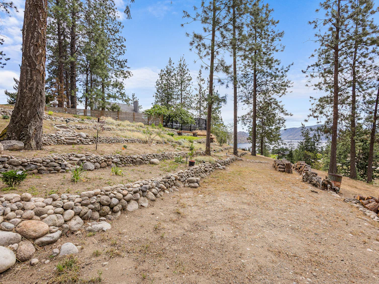 3947 Trepanier Heights Place, Peachland, BC, V0H 1X2 - 12