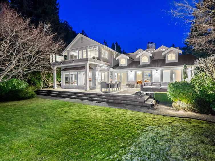 4480 Ross Crescent, West Vancouver, BC, V7W 1B2