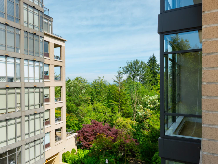 501-9370 University Crescent, Burnaby, BC, V5A 4X9 - 13