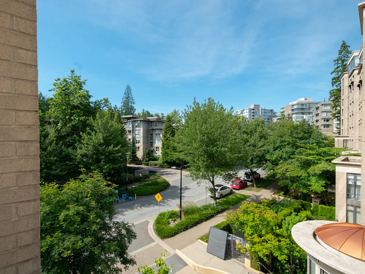 501-9370 University Crescent, Burnaby, BC, V5A 4X9 - 12