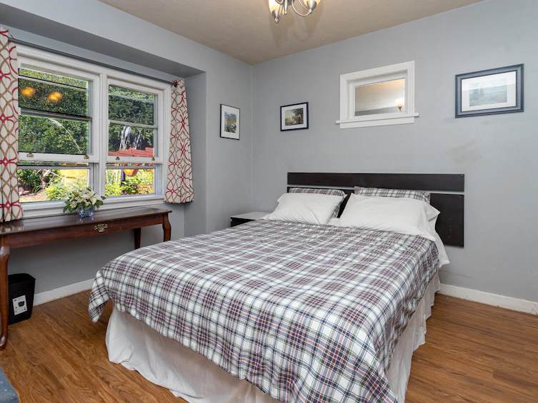2928 Quadra Street, Victoria, BC, V8T 4G1 - 12