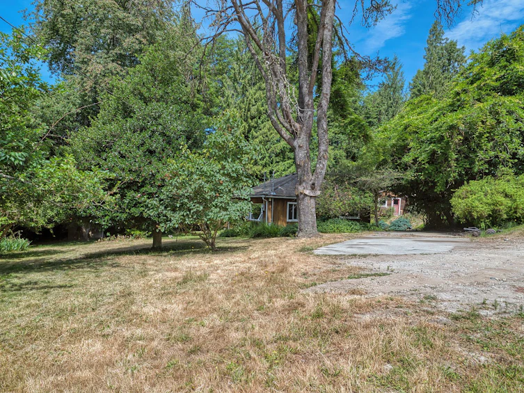 8200 Redrooffs Road, Halfmoon Bay, BC, V7Z 1E2 - 20