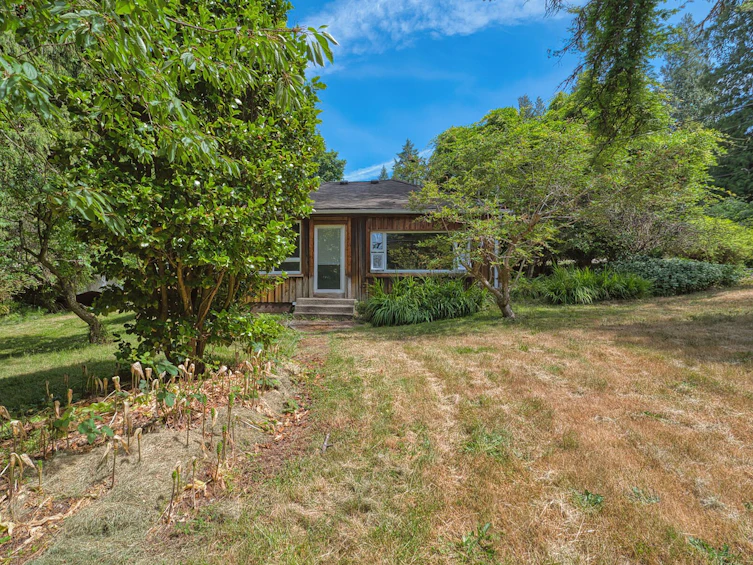 8200 Redrooffs Road, Halfmoon Bay, BC, V7Z 1E2 - 23