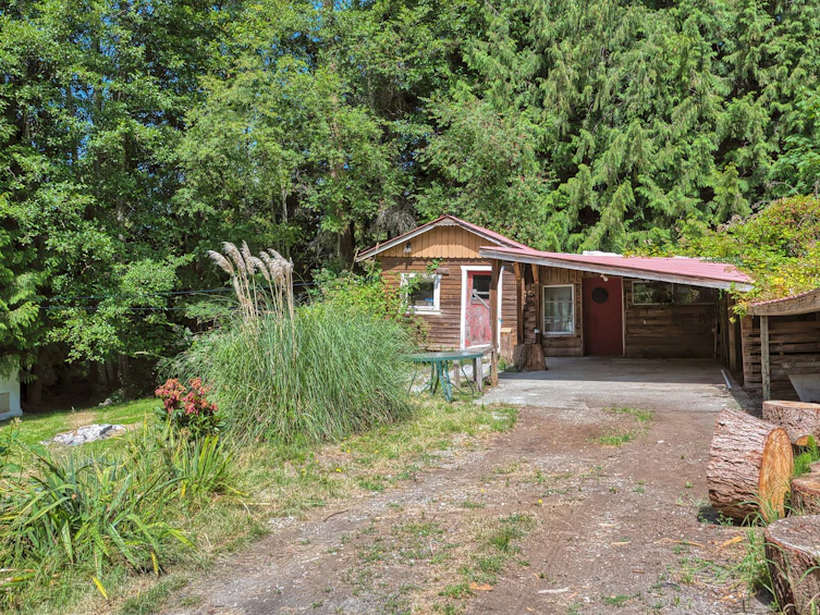 8200 Redrooffs Road, Halfmoon Bay, BC, V7Z 1E2 - 5