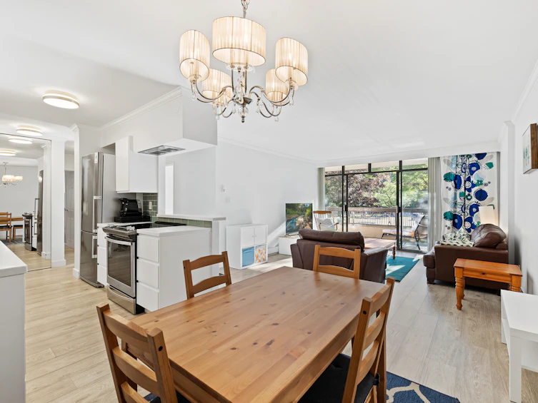 209-5932 Patterson Avenue, Burnaby, BC, V5H 4B4 - 4