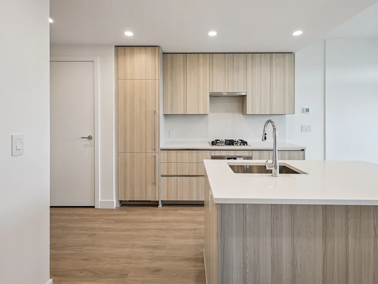 1805-238 Leon Avenue, Kelowna, BC, V1Y 0N6 - 6