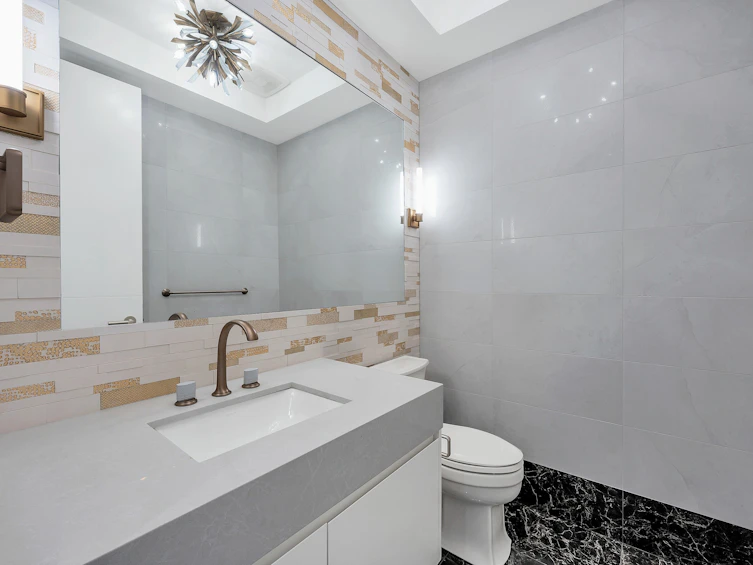 2111 Union Court, West Vancouver, BC, V7S 0B1 - 45