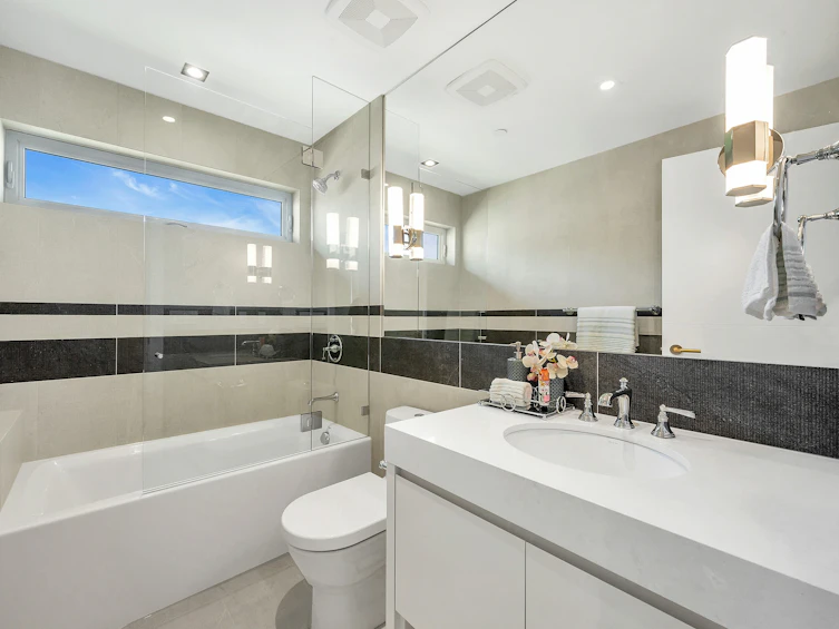 2111 Union Court, West Vancouver, BC, V7S 0B1 - 34