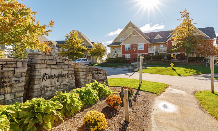 120-125 Fairway Court