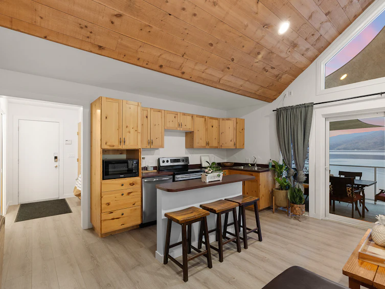 5205 Buchanan Road, Peachland, BC, V0H 1X0 - 11