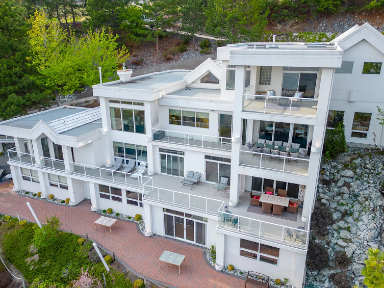 5205 Buchanan Road, Peachland, BC, V0H 1X0 - 52