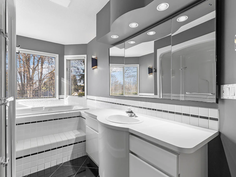 636 Welke Road, Kelowna, BC, V1W 1A7 - 30