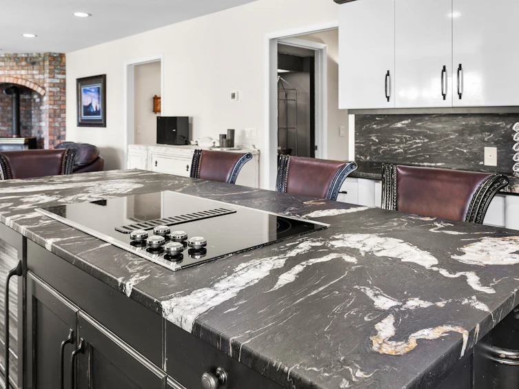 636 Welke Road, Kelowna, BC, V1W 1A7 - 17