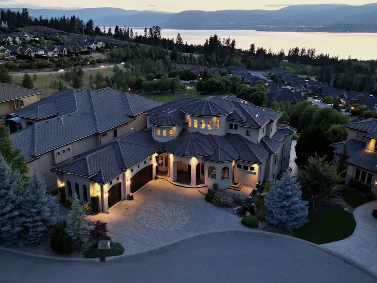 4860 Tuscany Lane, Kelowna, BC, V1W 5H3 - 9