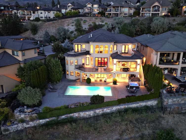 4860 Tuscany Lane, Kelowna, BC, V1W 5H3 - 10