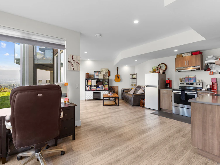 1341 Sladen Crescent, Kelowna, BC, V1V 2Y1 - 49