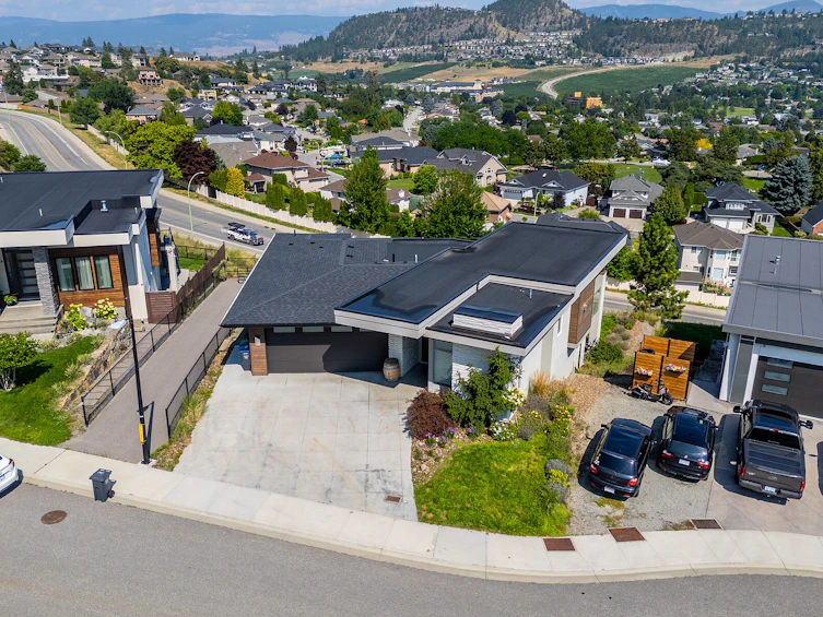 1341 Sladen Crescent, Kelowna, BC, V1V 2Y1 - 3