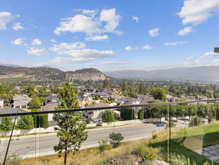 1341 Sladen Crescent, Kelowna, BC, V1V 2Y1 - 24