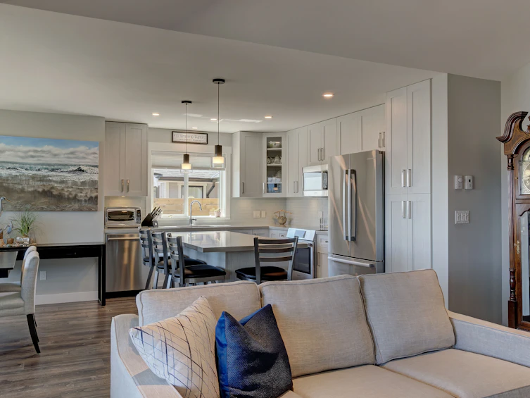 5634 Kingbird Crescent, Sechelt, BC, V7Z 0S4 - 16