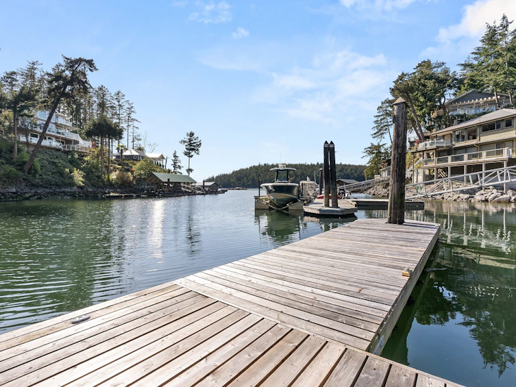 5400 Sans Souci Road, Halfmoon Bay, BC, V7Z 1B6 - 2