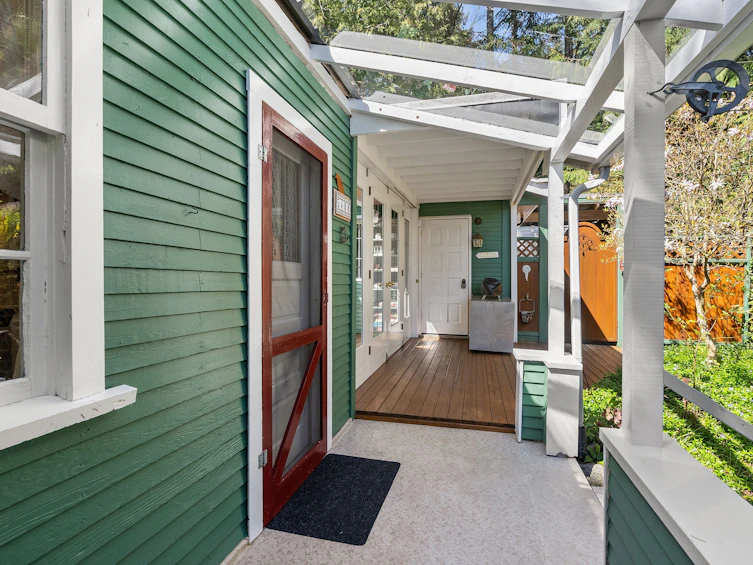 5400 Sans Souci Road, Halfmoon Bay, BC, V7Z 1B6 - 13