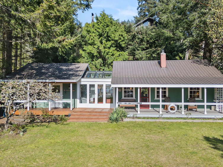 5400 Sans Souci Road, Halfmoon Bay, BC, V7Z 1B6 - 6