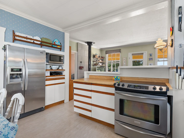 5400 Sans Souci Road, Halfmoon Bay, BC, V7Z 1B6 - 17