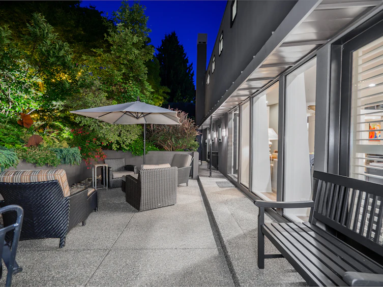 955 20th Street, West Vancouver, BC, V7V 3Z2 - 2