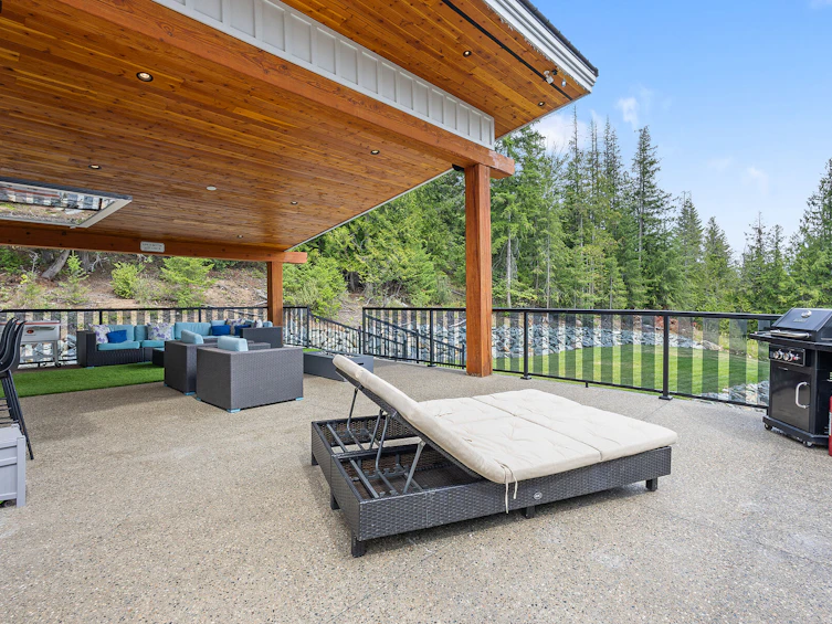 7249 Anglemont Way, Anglemont, BC, V0E 1M8 - 26