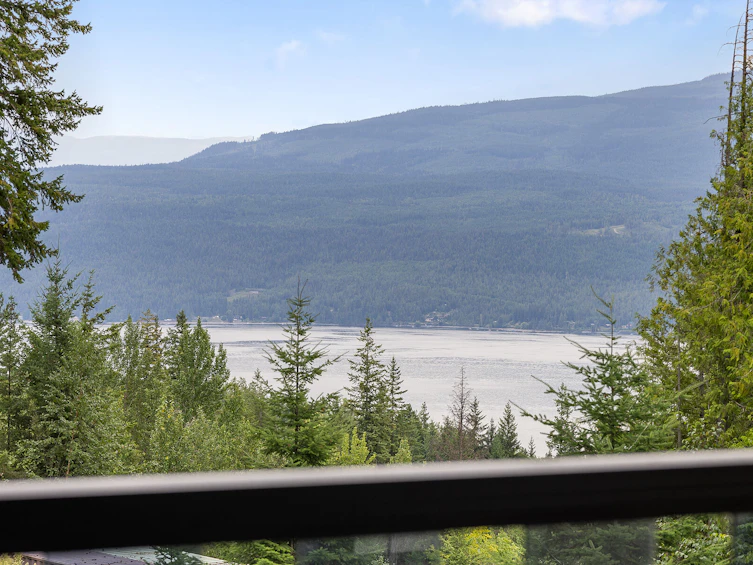 7249 Anglemont Way, Anglemont, BC, V0E 1M8 - 36