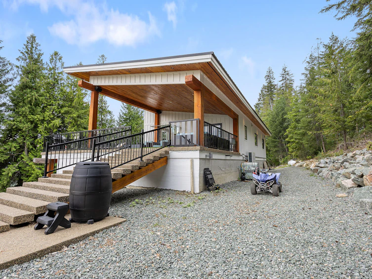 7249 Anglemont Way, Anglemont, BC, V0E 1M8 - 33