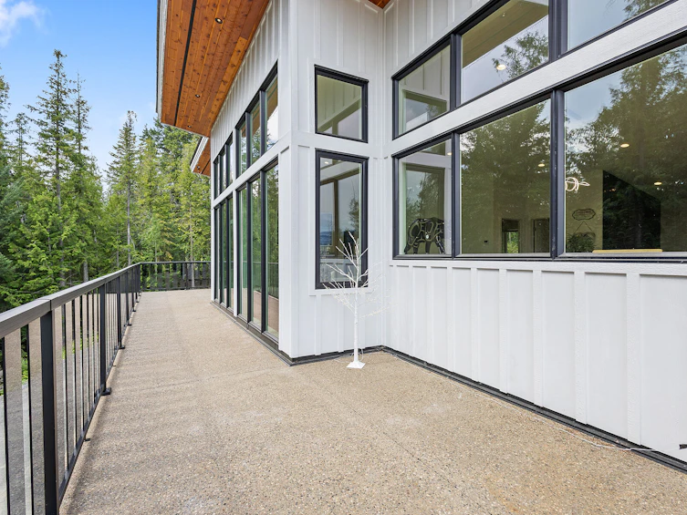 7249 Anglemont Way, Anglemont, BC, V0E 1M8 - 25