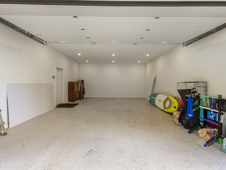 7249 Anglemont Way, Anglemont, BC, V0E 1M8 - 59