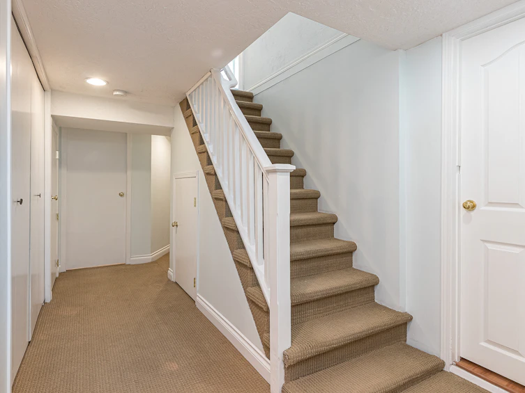 553 Broadway Street, Saanich, BC, V8Z 2G3 - 19